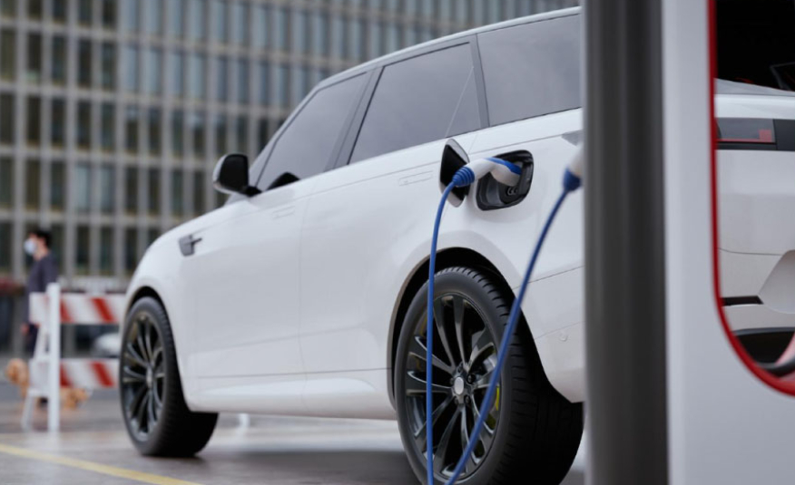 Tips Merawat Mobil Hybrid Agar Tahan Lama