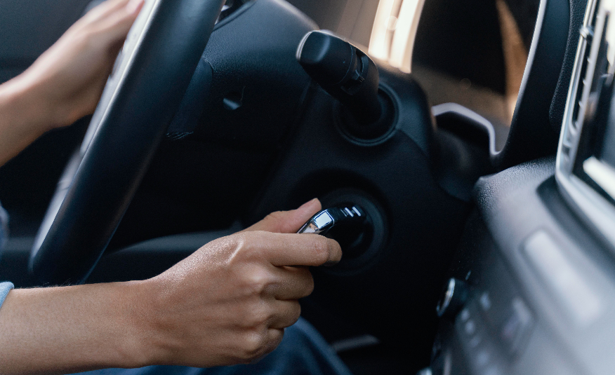 Masih Perlukah Memanaskan Mesin Mobil dan Motor Setiap Pagi Hari?