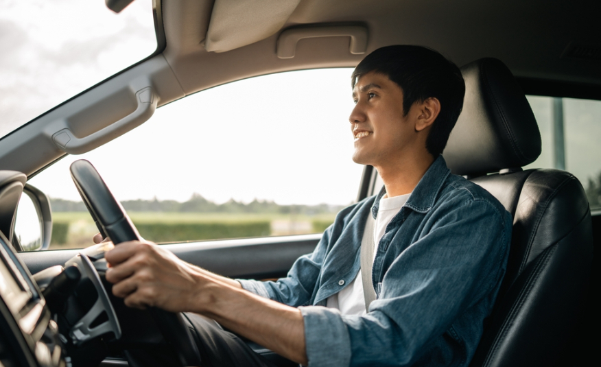 Masih Pemula? Ini Cara Mengemudi Mobil Manual