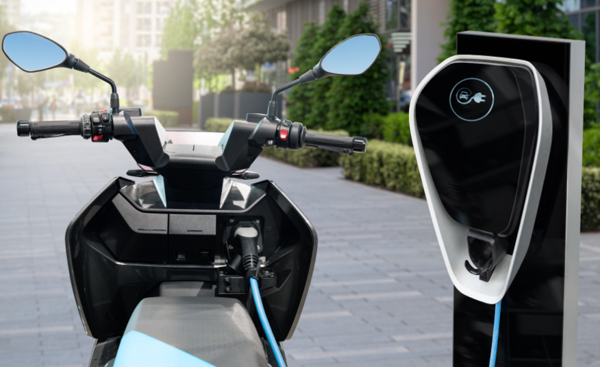 Kelebihan dan Kekurangan Motor Listrik Dibanding Motor Konvensional