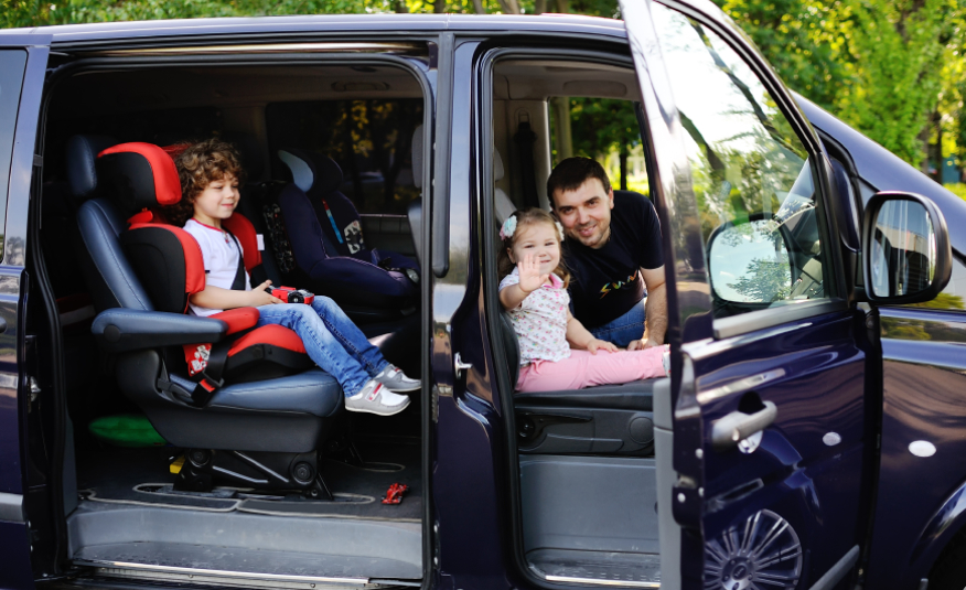 Wajib Tahu! Ini Kelebihan Mobil Traveling untuk Perjalanan Jauh