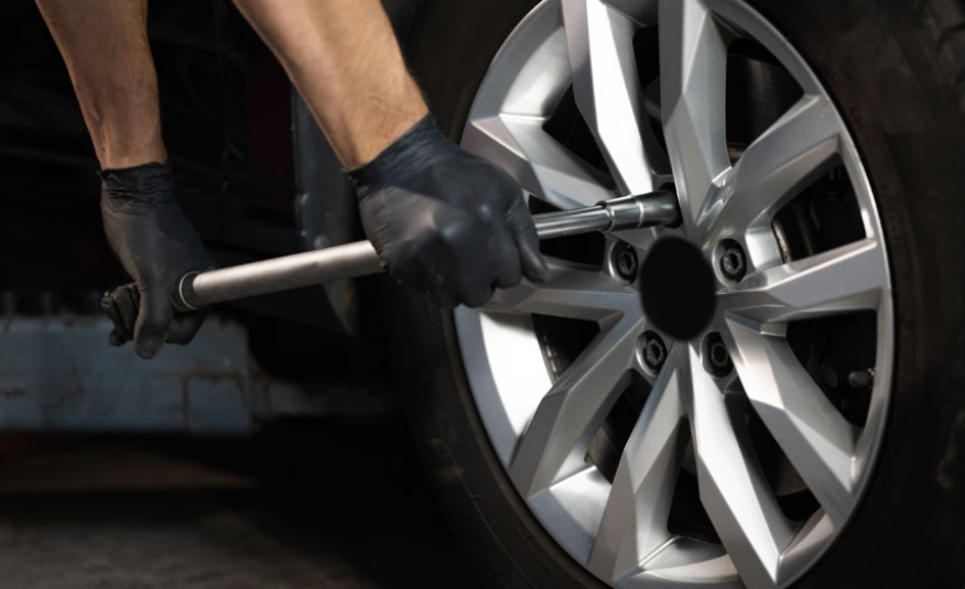 Ingin Ganti Velg Mobil? Pertimbangkan Hal Ini!