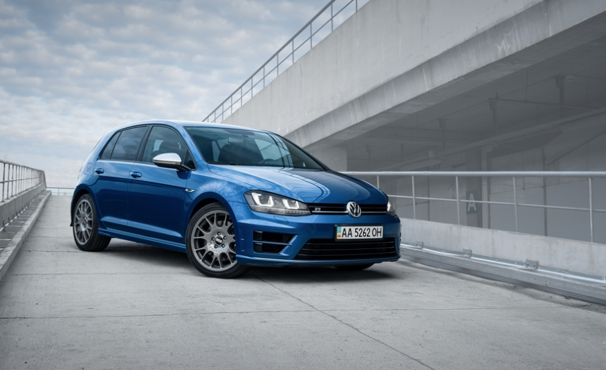 Ini Dia Jenis Mobil Mewah Termahal di Tahun 2024!